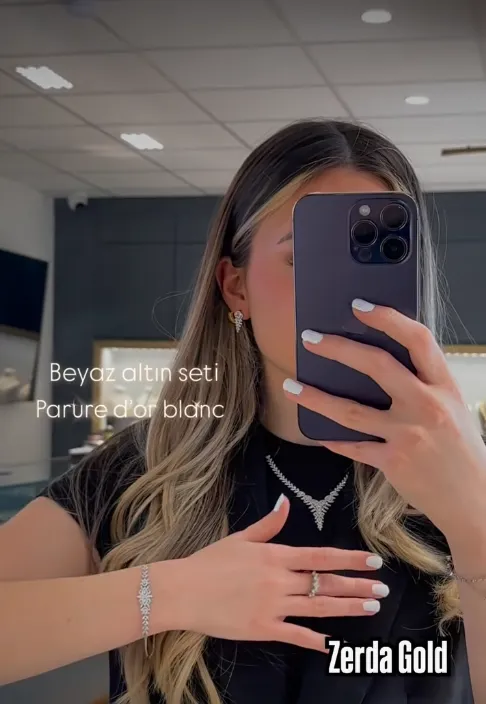 Vente d'une parure d'or blanc dans votre bijouterie à Reims, Reims, ZERDA GOLD